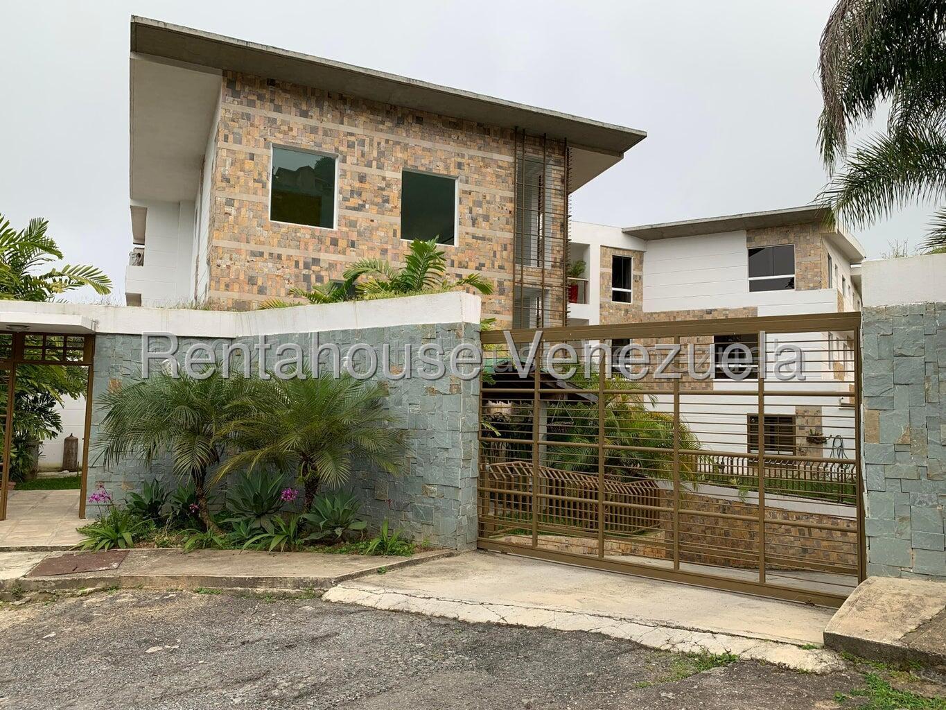 Apartamento con 3 habitaciones y 2 baños en La Lagunita Country Club, Caracas