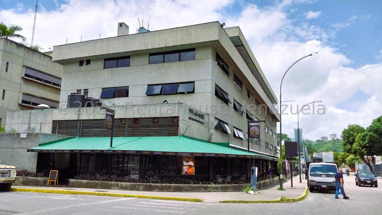 Local comercial de 280 m² en Los Cortijos de Lourdes, Caracas