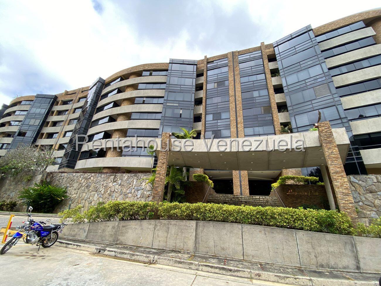 Apartamento de 3 habitaciones y 260 m² en Lomas de La Lagunita, Caracas