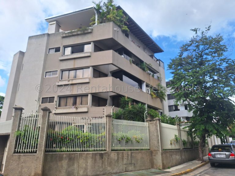 Apartamento de 2 habitaciones y 135 m² en Los Naranjos de Las Mercedes, Caracas