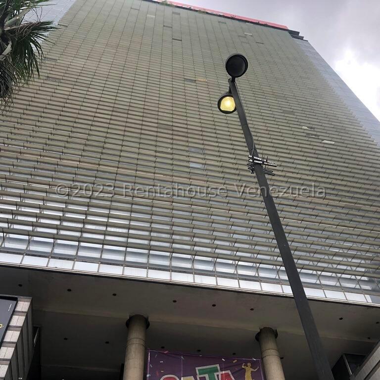Oficina de 122 m² en Sabana Grande, Caracas
