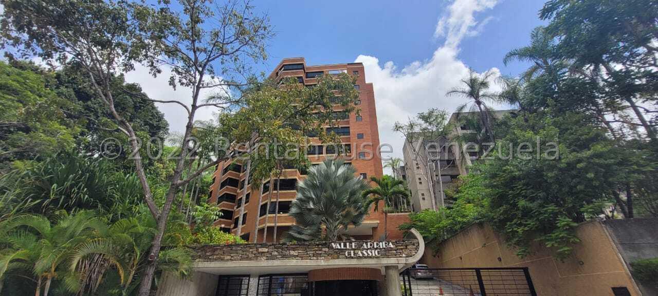 Apartamento con 3 habitaciones y 3 baños en Colinas de Valle Arriba, Caracas