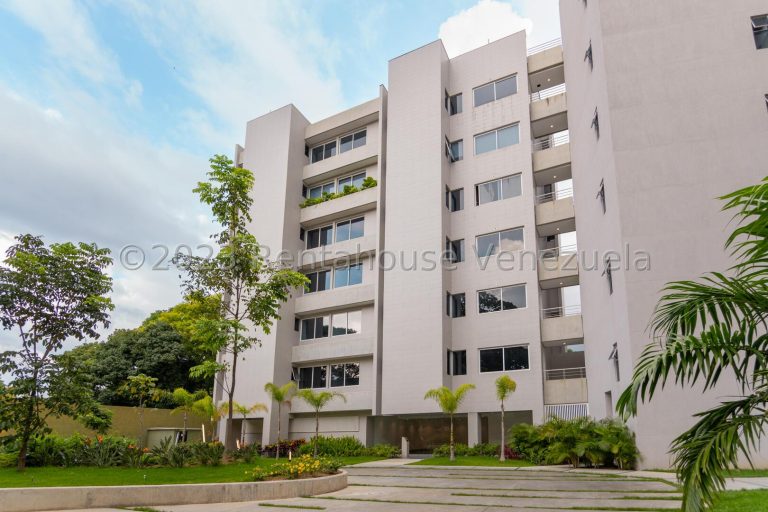 Apartamento de 470 m² con 3 habitaciones en Campo Alegre, Caracas