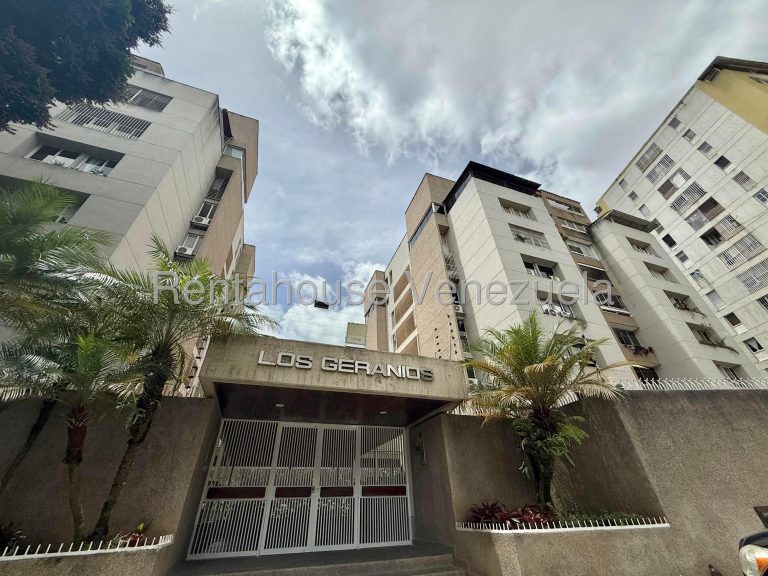 Apartamento de 305 m² con 3 habitaciones en La Boyera, Caracas