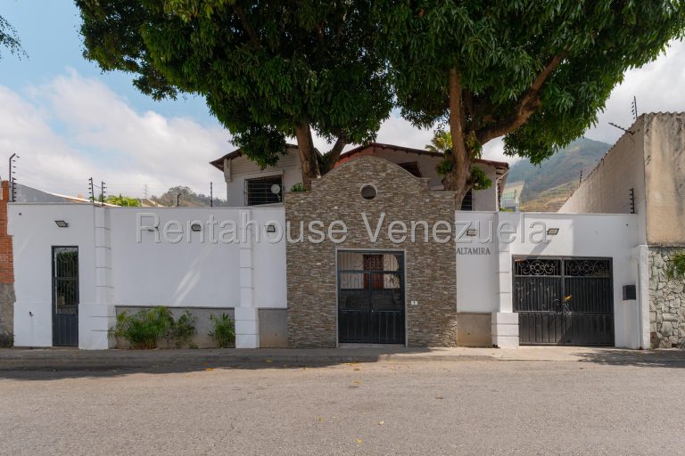 Casa de 9 habitaciones y 1.050 m² en Altamira, Caracas