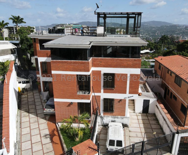 Casa de 600 m² con 12 habitaciones en Sebucan, Caracas