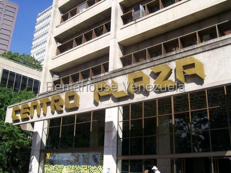 Oficina de 196 m² en Los Palos Grandes, Caracas
