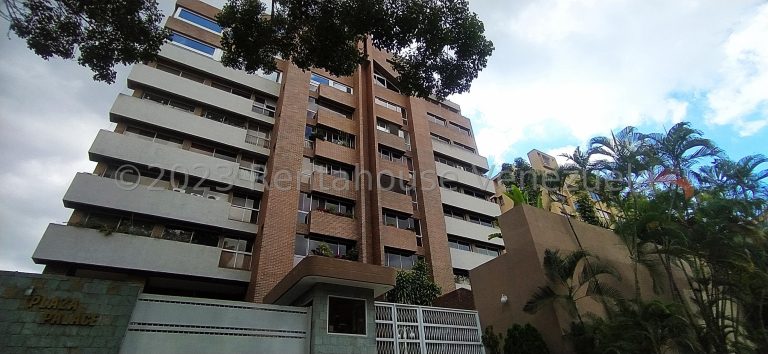 Apartamento de 490 m² con 5 habitaciones en Colinas de Valle Arriba, Caracas