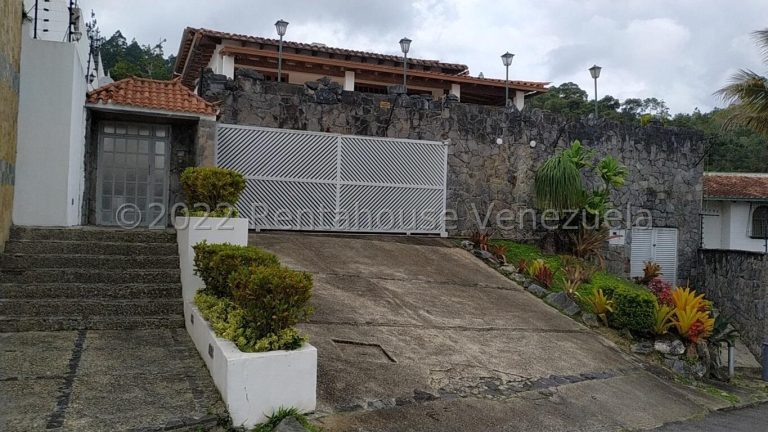 Casa de 350 m² con 6 habitaciones en La Lagunita Country Club, Caracas