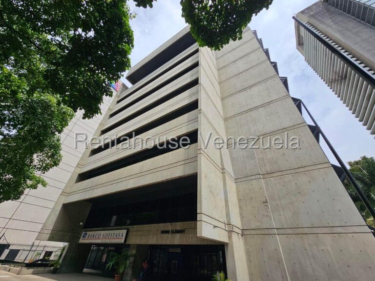 Oficina de 390 m² en El Rosal, Caracas