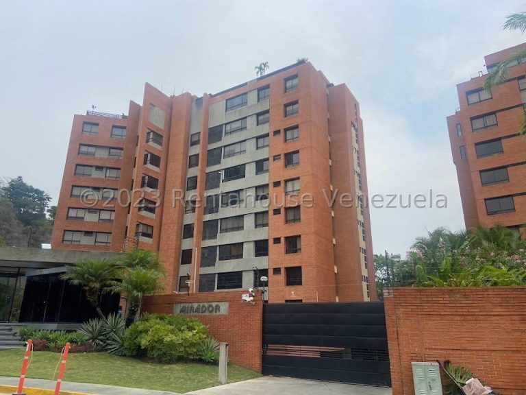 Apartamento de 3 habitaciones y 223 m² en Colinas de Valle Arriba, Caracas