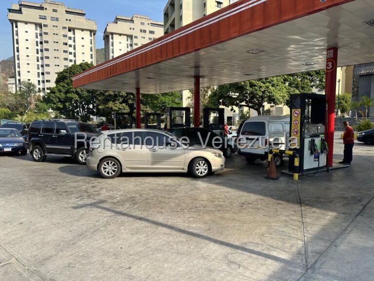 Local comercial de 1.192 m² en Terrazas del Avila, Caracas