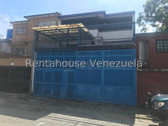 Casa de 300 m² con 4 habitaciones en La California Norte, Caracas