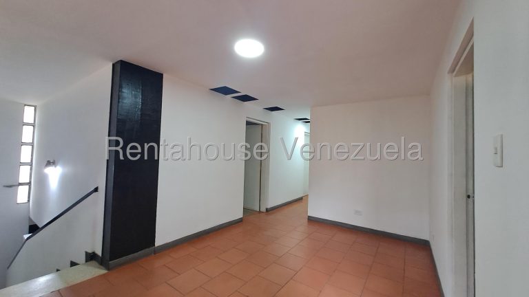 Local comercial de 150 m² en El Cafetal, Caracas