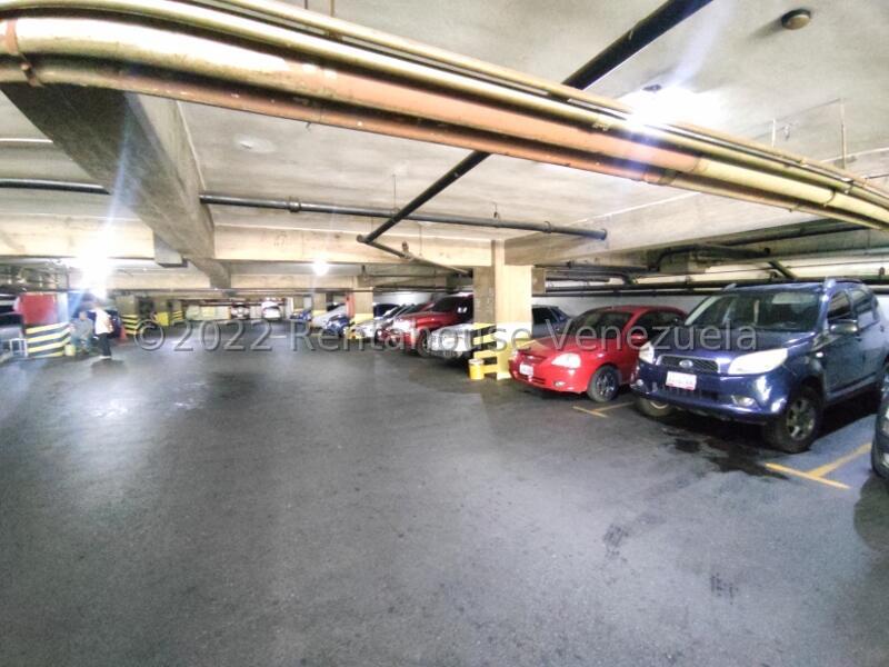 Foto 4 de Estacionamiento en venta en Montalbán III