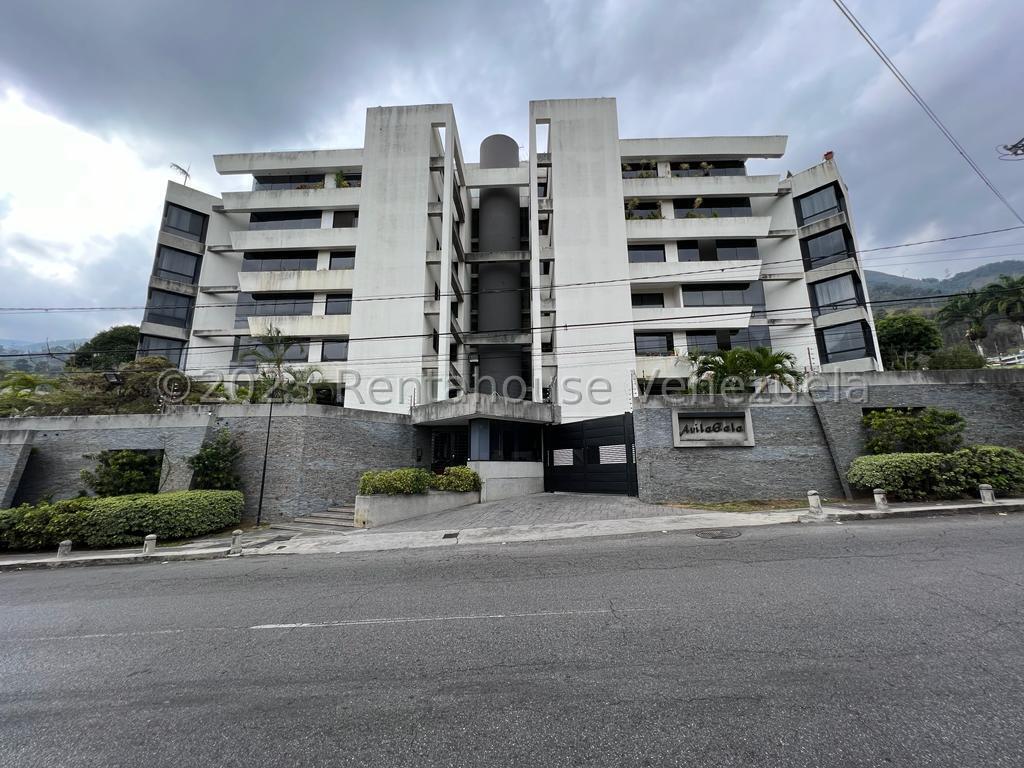 Apartamento de 5 habitaciones y 585 m² en Los Palos Grandes, Caracas