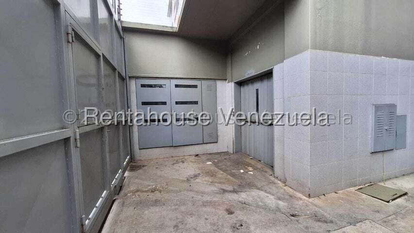 Foto 7 de Local comercial en venta en Mariche
