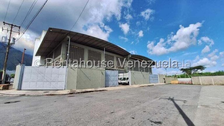 Local comercial de 2.500 m² en Mariche, Caracas