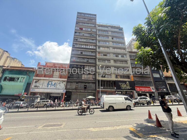 Edificio de 4.343 m² en Centro, Caracas