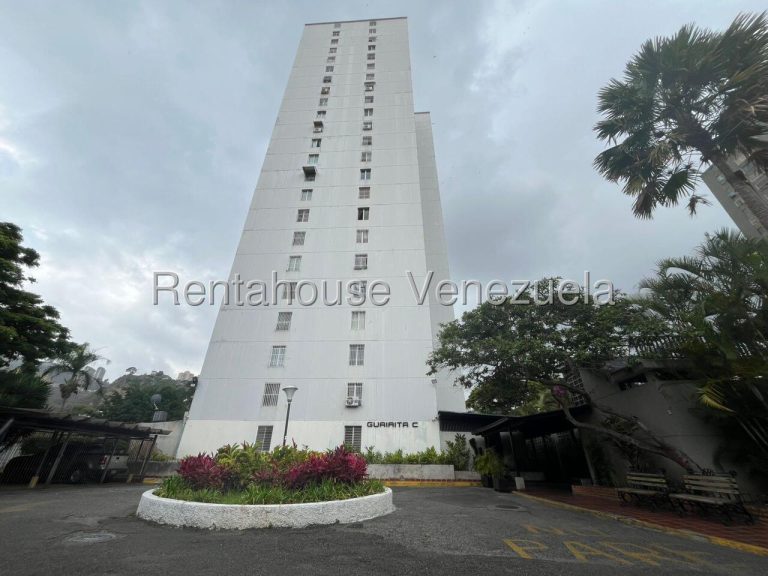 Apartamento con 3 habitaciones y 2 baños en Baruta, Caracas