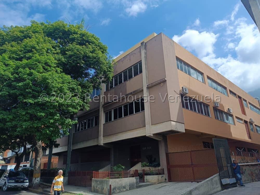 Edificio de 5.388 m² en La Urbina, Caracas
