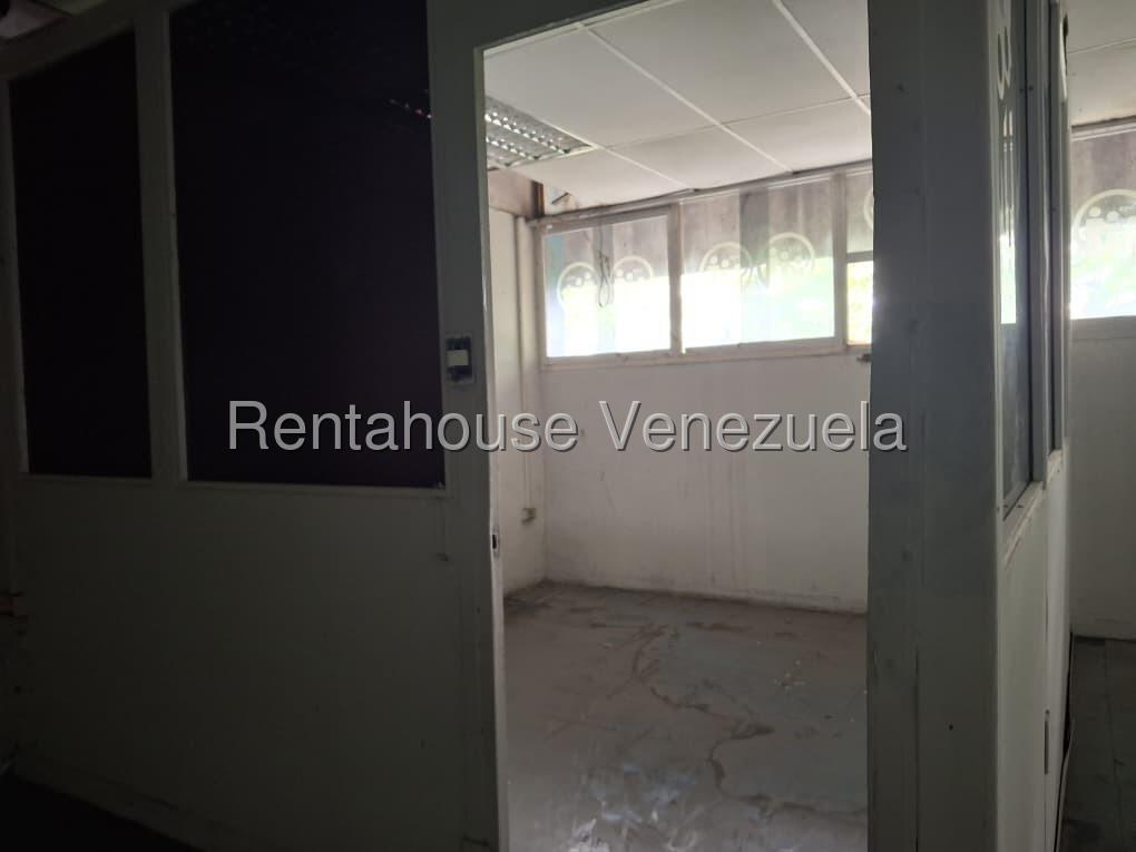 Foto 12 de Local comercial en alquiler en Trapichito