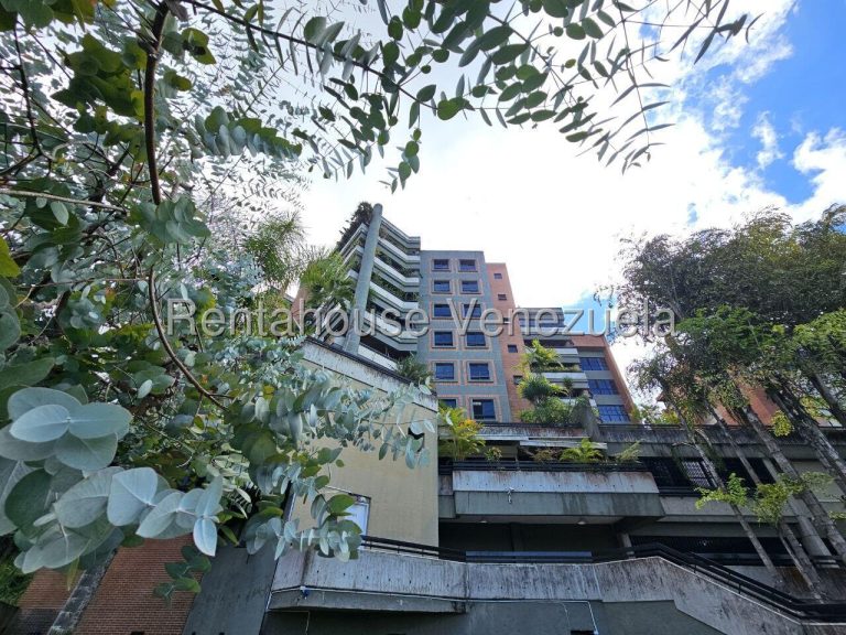 Apartamento de 4 habitaciones y 255 m² en Alto Hatillo, Caracas