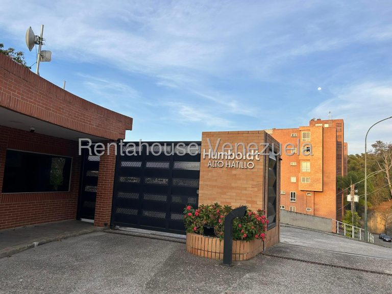 Apartamento con 3 habitaciones y 3 baños en Alto Hatillo, Caracas