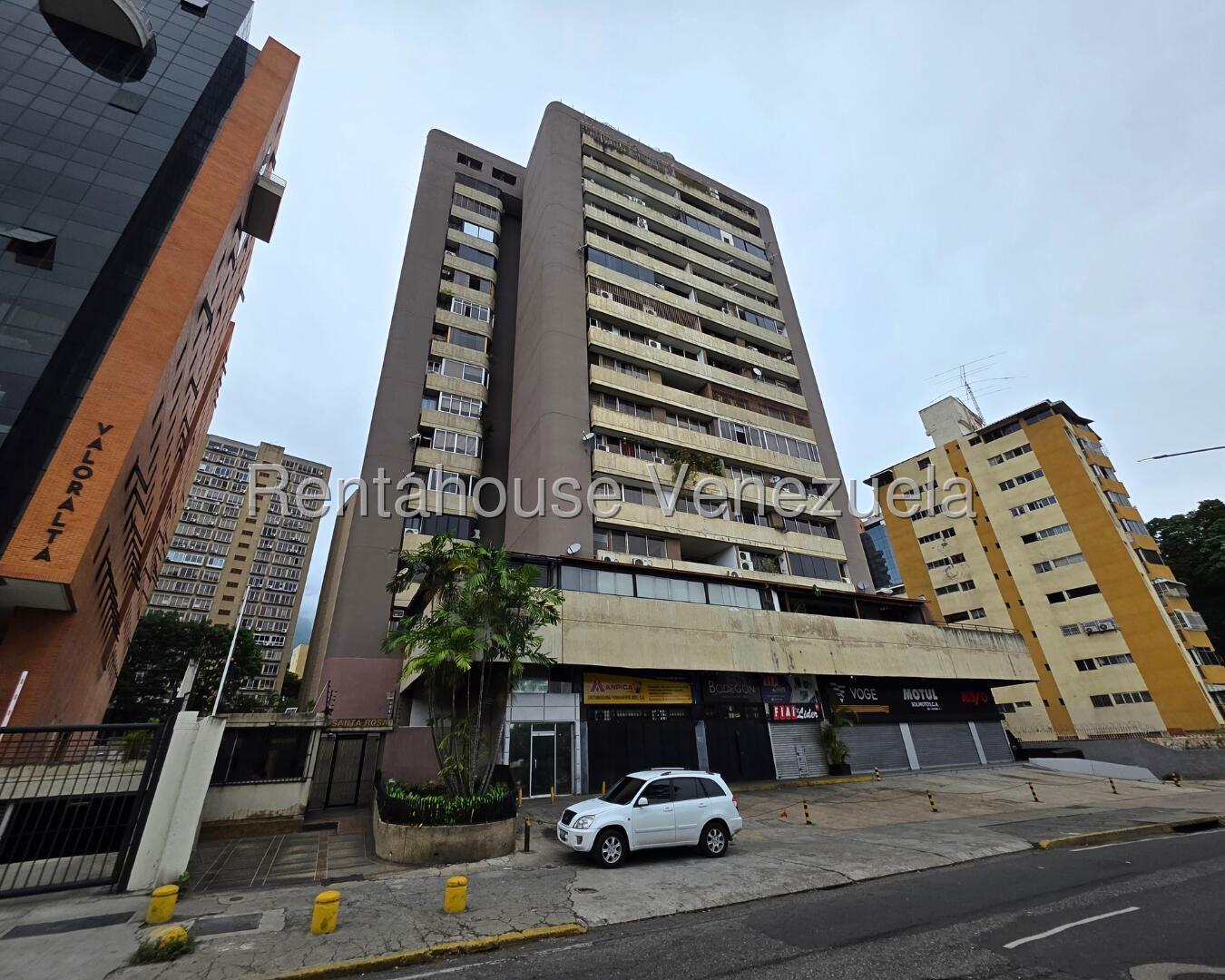 Apartamento con 3 habitaciones y 2 baños en Sebucan, Caracas