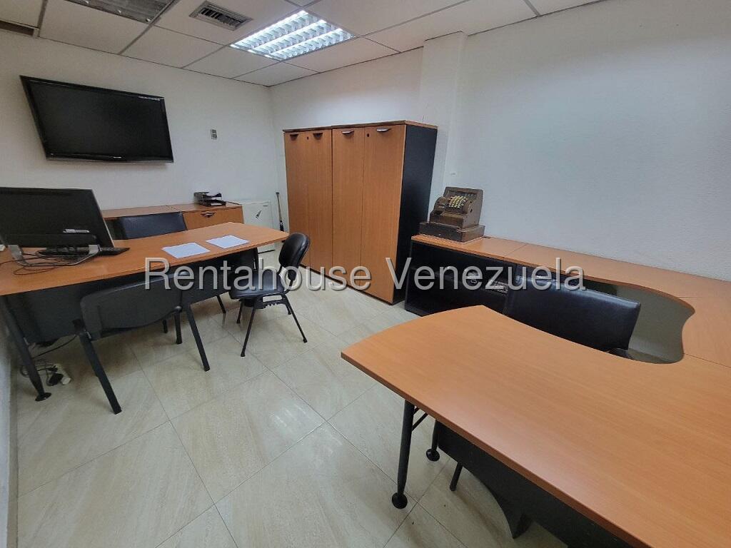 Foto 9 de Local comercial en venta en Puente Hierro