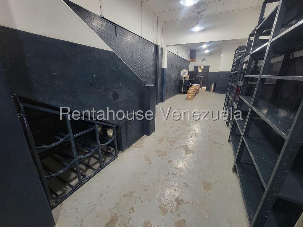 Foto 7 de Local comercial en venta en Puente Hierro