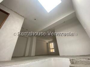 Apartamento de 3 habitaciones y 249 m² en Lomas de Las Mercedes, Caracas