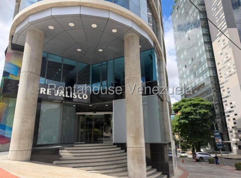 Oficina de 68 m² en Las Mercedes, Caracas