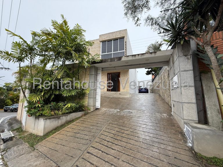 Casa de 5 habitaciones y 362 m² en Caicaguana, Caracas