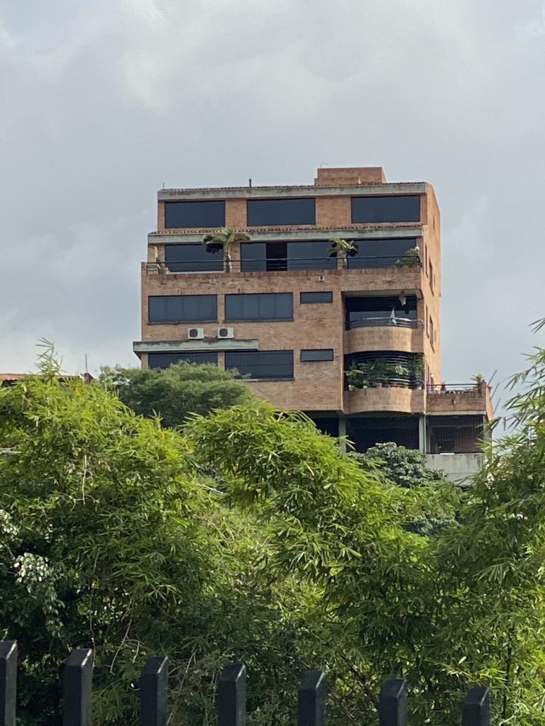 Apartamento de 3 habitaciones y 370 m² en Miranda, Caracas