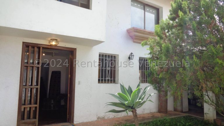 Casa con 6 habitaciones y 4 baños en El Hatillo, Caracas