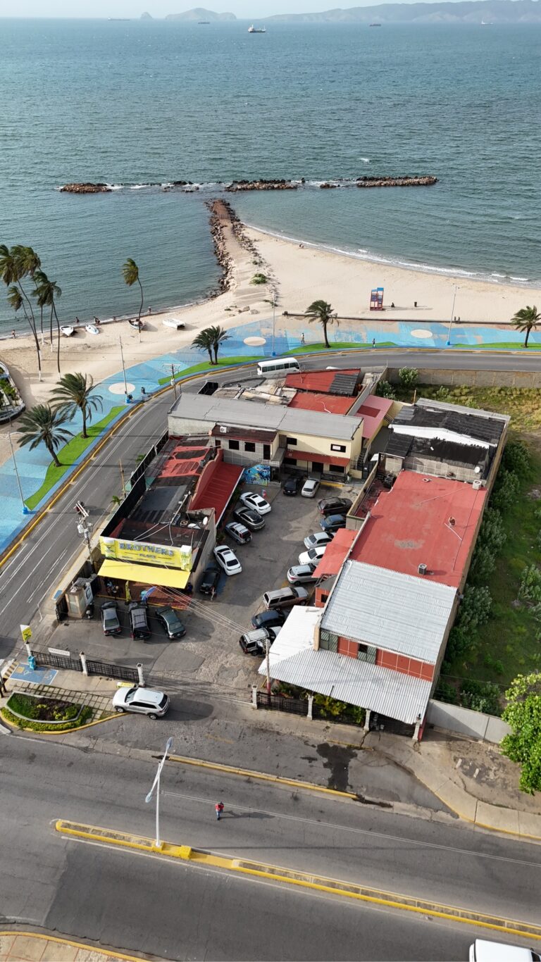 Terreno de 1.418 m² en Complejo Turístico el Morro, Lechería