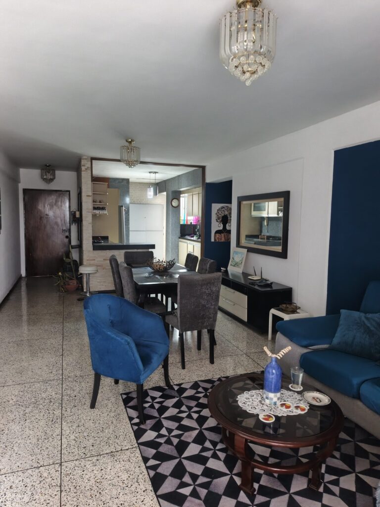 Apartamento de 120 m² con 2 habitaciones en Calle 37, Barquisimeto