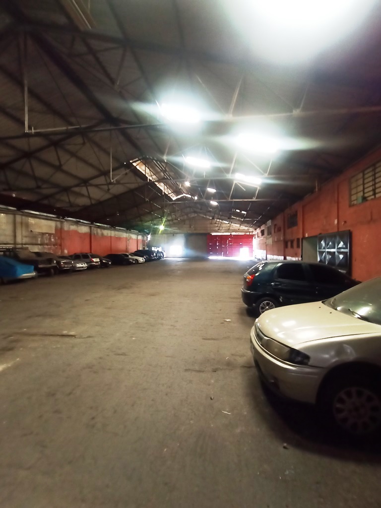 Galpón de 2.800 m² en Catia
