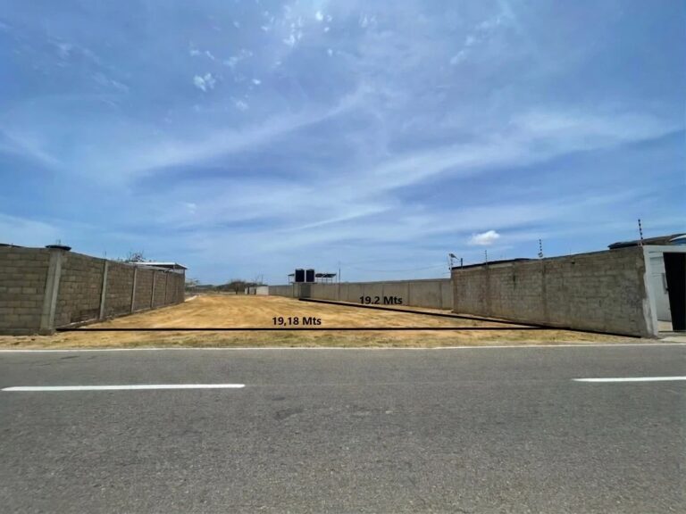 Terreno de 342 m² en Guanadito Sur, Punto Fijo